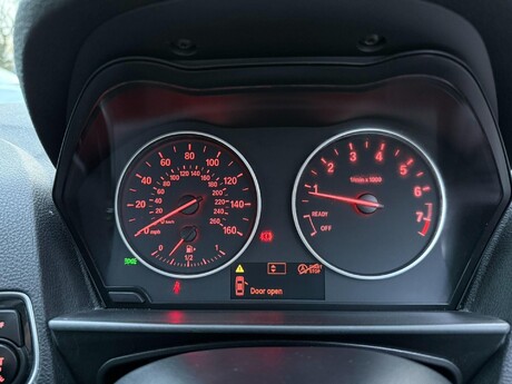 BMW 2 Series 2.0 220i SE Euro 6 (s/s) 2dr 25