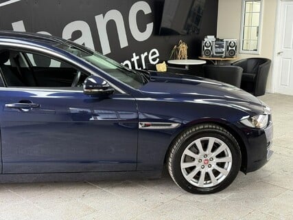 Jaguar XE 2.0i GPF SE Auto Euro 6 (s/s) 4dr