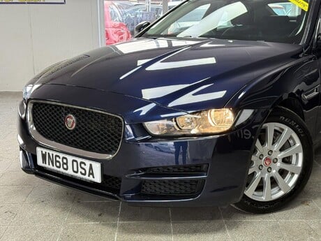 Jaguar XE 2.0i GPF SE Auto Euro 6 (s/s) 4dr 12