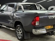 Toyota Hilux 2.4 D-4D Invincible X Auto 4WD Euro 6 4dr (TSS, 3.5t) 15