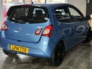 Renault Twingo 1.2 16V Dynamique Euro 5 3dr 10