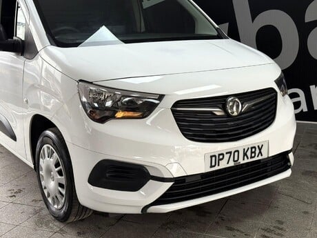 Vauxhall Combo 1.6 Turbo D 2300 Sportive L1 H1 Euro 6 (s/s) 4dr 6