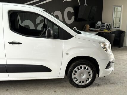 Vauxhall Combo 1.6 Turbo D 2300 Sportive L1 H1 Euro 6 (s/s) 4dr