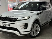 Land Rover Range Rover Evoque 1.5 P300e 12.2kWh R-Dynamic SE Auto 4WD Euro 6 (s/s) 5dr 16