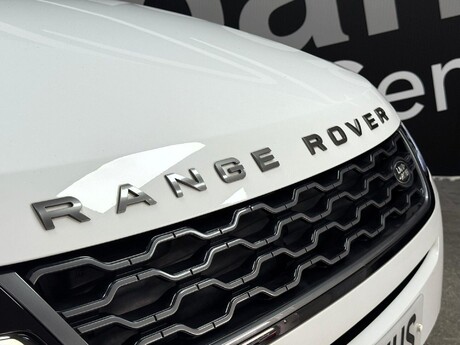 Land Rover Range Rover Evoque 1.5 P300e 12.2kWh R-Dynamic SE Auto 4WD Euro 6 (s/s) 5dr 9