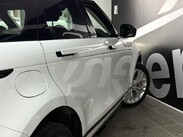 Land Rover Range Rover Evoque 1.5 P300e 12.2kWh R-Dynamic SE Auto 4WD Euro 6 (s/s) 5dr 20