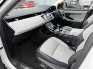 Land Rover Range Rover Evoque 1.5 P300e 12.2kWh R-Dynamic SE Auto 4WD Euro 6 (s/s) 5dr 52