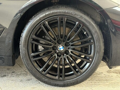BMW 5 Series 2.0 520d M Sport Touring Auto xDrive Euro 6 (s/s) 5dr 33