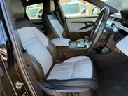 Land Rover Range Rover Evoque 2.0 D180 R-Dynamic SE Auto 4WD Euro 6 (s/s) 5dr 12