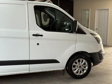 Ford Transit Custom 2.0 TDCi 270 L1 H1 5dr 4
