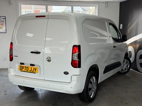 Vauxhall Combo 1.6 Turbo D 2300 Sportive L1 H1 Euro 6 (s/s) 4dr 10