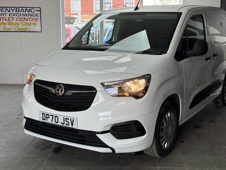 Vauxhall Combo 1.6 Turbo D 2300 Sportive L1 H1 Euro 6 (s/s) 4dr 3