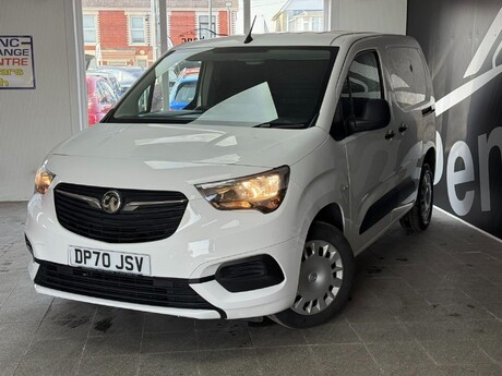 Vauxhall Combo 1.6 Turbo D 2300 Sportive L1 H1 Euro 6 (s/s) 4dr 6