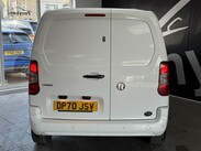 Vauxhall Combo 1.6 Turbo D 2300 Sportive L1 H1 Euro 6 (s/s) 4dr 9