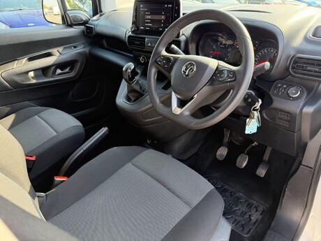 Vauxhall Combo 1.6 Turbo D 2300 Sportive L1 H1 Euro 6 (s/s) 4dr 12