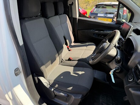 Vauxhall Combo 1.6 Turbo D 2300 Sportive L1 H1 Euro 6 (s/s) 4dr 10