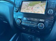 Nissan Qashqai 1.3 DIG-T Acenta Premium Euro 6 (s/s) 5dr 28