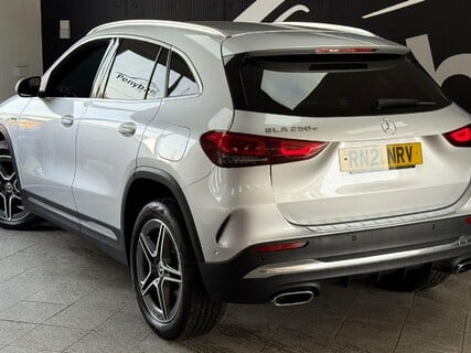 Mercedes-Benz GLA 1.3 GLA250e 15.6kWh Exclusive Edition 8G-DCT Euro 6 (s/s) 5dr