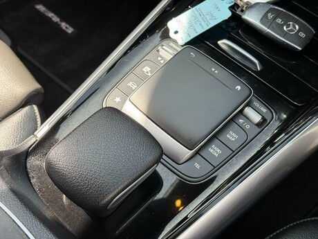 Mercedes-Benz GLA 1.3 GLA250e 15.6kWh Exclusive Edition 8G-DCT Euro 6 (s/s) 5dr 10