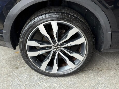 Volkswagen T-Roc 1.5 TSI EVO R-Line DSG Euro 6 (s/s) 5dr 3