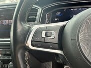 Volkswagen T-Roc 1.5 TSI EVO R-Line DSG Euro 6 (s/s) 5dr 29