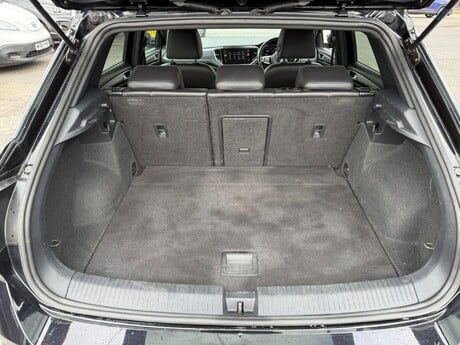 Volkswagen T-Roc 1.5 TSI EVO R-Line DSG Euro 6 (s/s) 5dr 41