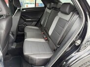 Volkswagen T-Roc 1.5 TSI EVO R-Line DSG Euro 6 (s/s) 5dr 42