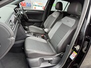 Volkswagen T-Roc 1.5 TSI EVO R-Line DSG Euro 6 (s/s) 5dr 44