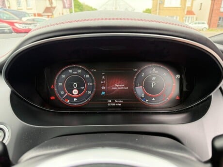 Jaguar E-Pace 2.0 D150 Chequered Flag Auto AWD Euro 6 (s/s) 5dr 35