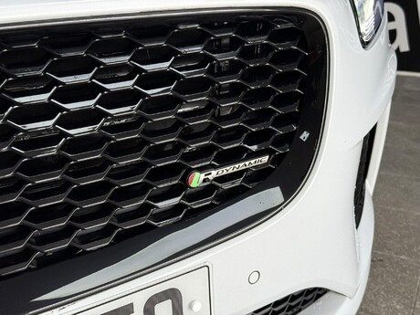 Jaguar E-Pace 2.0 D150 Chequered Flag Auto AWD Euro 6 (s/s) 5dr 43