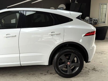 Jaguar E-Pace 2.0 D150 Chequered Flag Auto AWD Euro 6 (s/s) 5dr 51