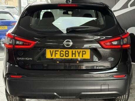 Nissan Qashqai 1.3 DIG-T Acenta Premium Euro 6 (s/s) 5dr 6