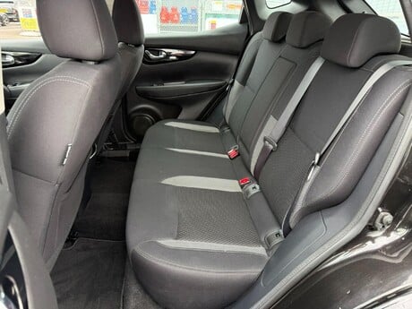 Nissan Qashqai 1.3 DIG-T Acenta Premium Euro 6 (s/s) 5dr 13
