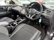 Nissan Qashqai 1.3 DIG-T Acenta Premium Euro 6 (s/s) 5dr 10