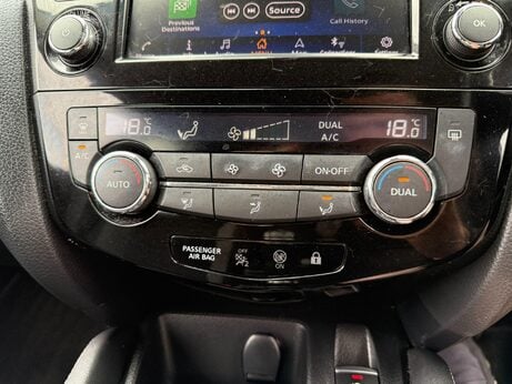 Nissan Qashqai 1.3 DIG-T Acenta Premium Euro 6 (s/s) 5dr 3