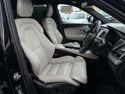 Volvo XC90 2.0 T5 R-Design Pro Auto 4WD Euro 6 (s/s) 5dr 24