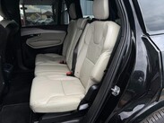 Volvo XC90 2.0 T5 R-Design Pro Auto 4WD Euro 6 (s/s) 5dr 49