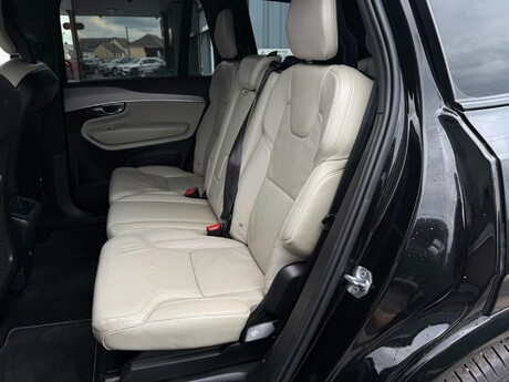 Volvo XC90 2.0 T5 R-Design Pro Auto 4WD Euro 6 (s/s) 5dr 49