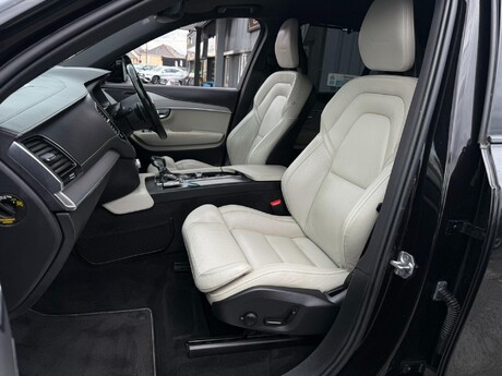 Volvo XC90 2.0 T5 R-Design Pro Auto 4WD Euro 6 (s/s) 5dr 51