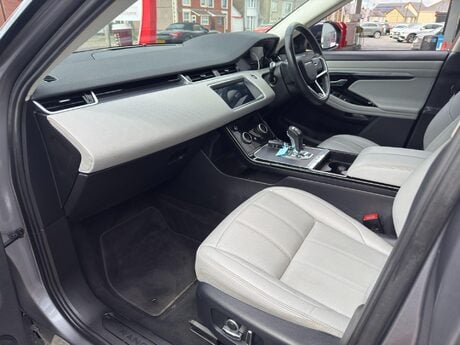 Land Rover Range Rover Evoque 1.5 P300e 12.2kWh S Auto 4WD Euro 6 (s/s) 5dr 47
