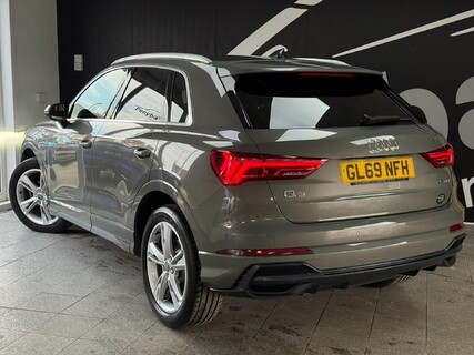 Audi Q3 2.0 TDI 35 S line S Tronic Euro 6 (s/s) 5dr