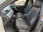 Audi Q3 2.0 TDI 35 S line S Tronic Euro 6 (s/s) 5dr 37