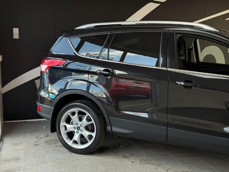 Ford Kuga 2.0 TDCi Titanium X AWD Euro 5 5dr 25