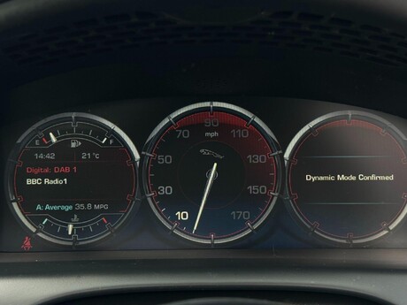 Jaguar XJ 3.0d V6 Portfolio Auto Euro 5 4dr (LWB) 38