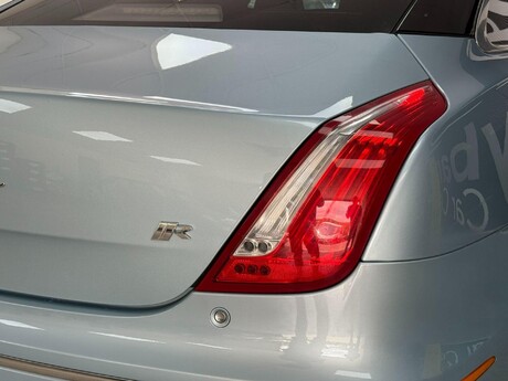 Jaguar XJ 3.0d V6 Portfolio Auto Euro 5 4dr (LWB) 45
