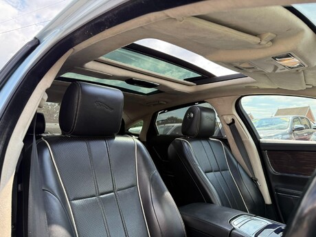 Jaguar XJ 3.0d V6 Portfolio Auto Euro 5 4dr (LWB) 52