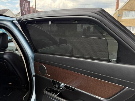 Jaguar XJ 3.0d V6 Portfolio Auto Euro 5 4dr (LWB) 57