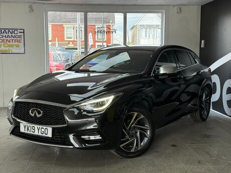 Infiniti Q30 1.6T Luxe DCT Euro 6 (s/s) 5dr 3