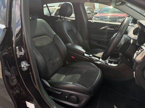 Infiniti Q30 1.6T Luxe DCT Euro 6 (s/s) 5dr 1