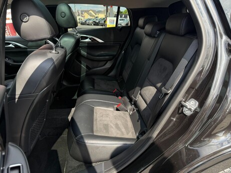 Infiniti Q30 1.6T Luxe DCT Euro 6 (s/s) 5dr 3